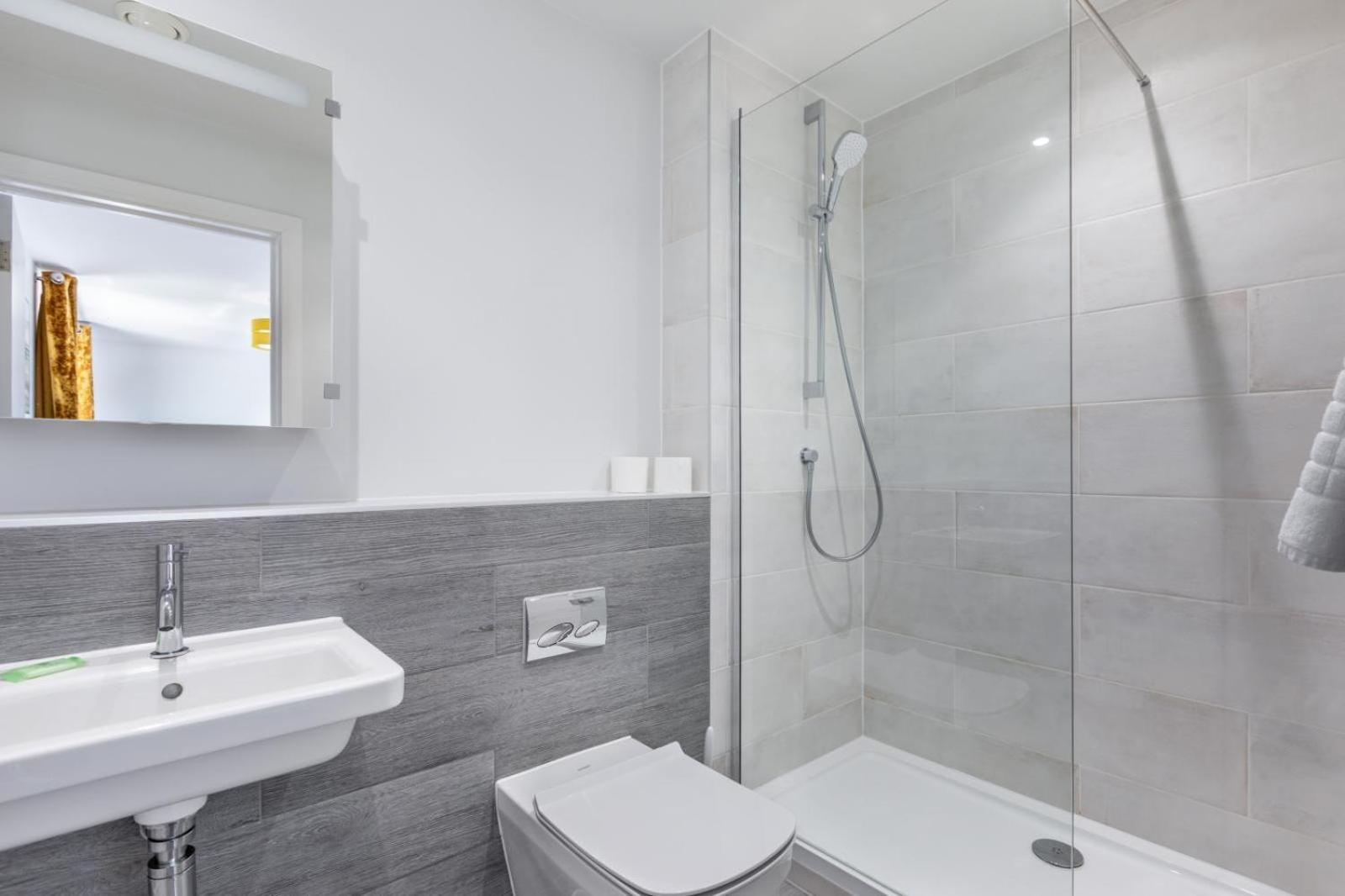 8 Middlecombe - Luxury Apartment At Byron Woolacombe, Only 4 Minute Walk To Woolacombe Beach! 外观 照片